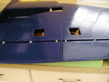 10 Flap linkage connected to Jr Servo & is operational